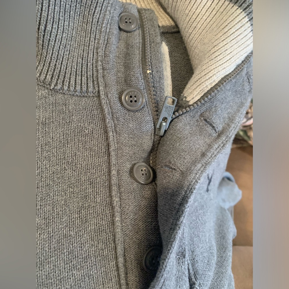 American Eagle Classic Fit Men's Grey Sweater Size Large - Picture 6 of 7